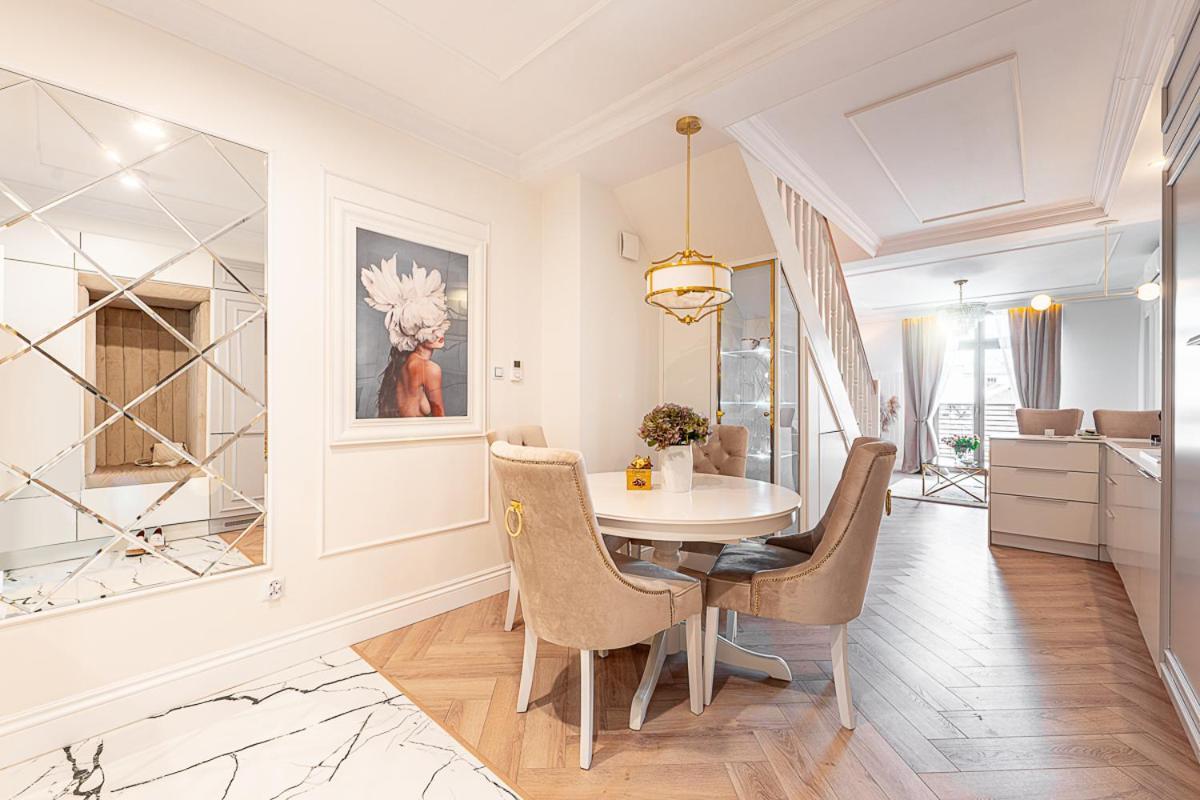 Gold Apartment Шчечинек Екстериор снимка